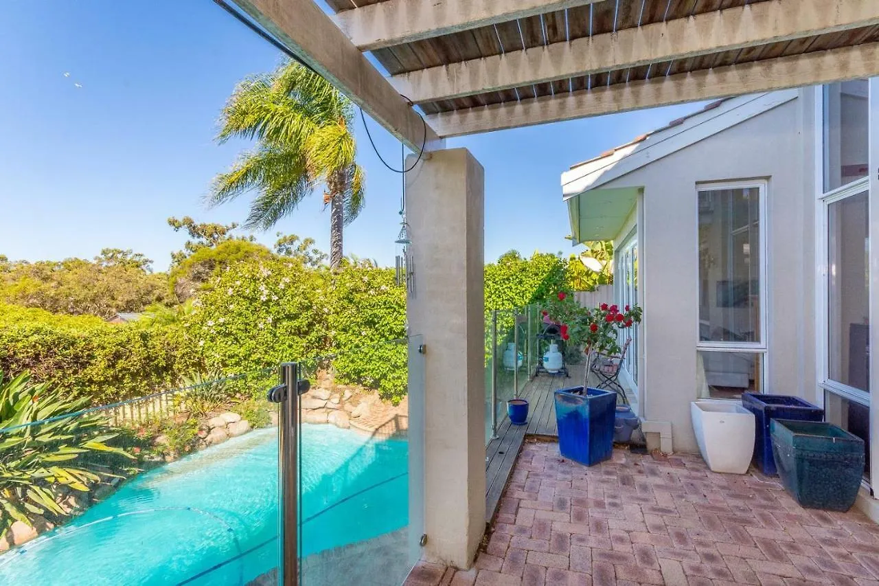 Resort-Style Home Perth Holiday home